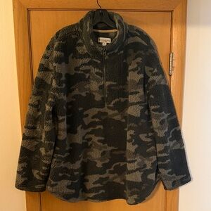 Koolaburra UGG Women’s Camo Brushed Back Sherpa Pullover Quarter Zip Green 1X